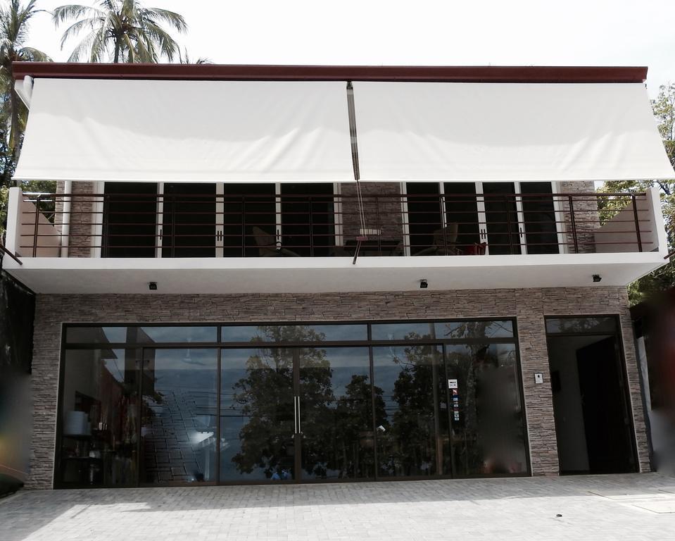 The Elephant Castle Front Penthouse Manuel Antonio