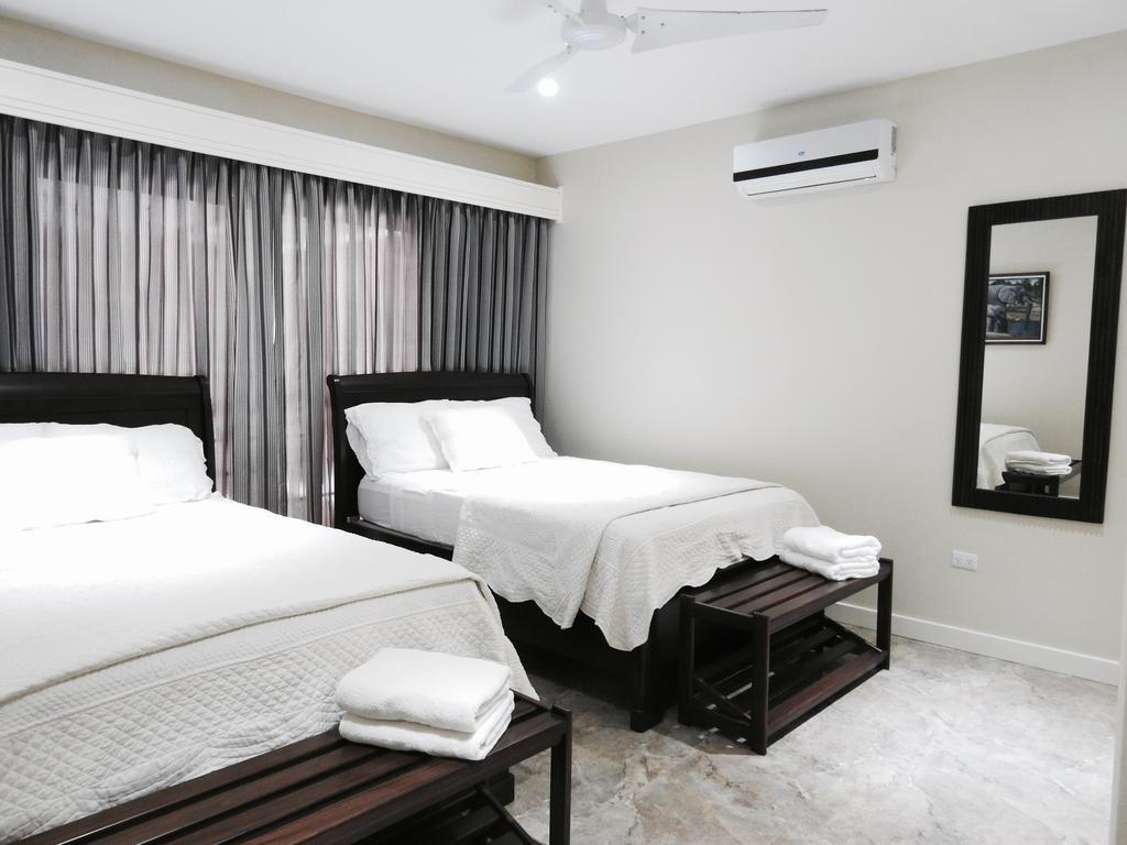 The Elephant Castle Front Penthouse Manuel Antonio