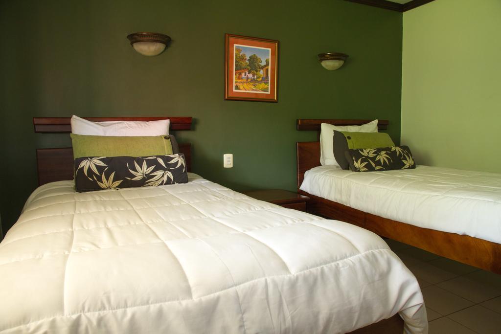 Getaways At Pueblo Real 2*