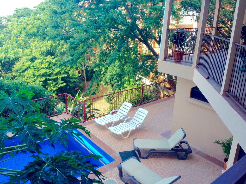 Casa Jaguar, Villa *