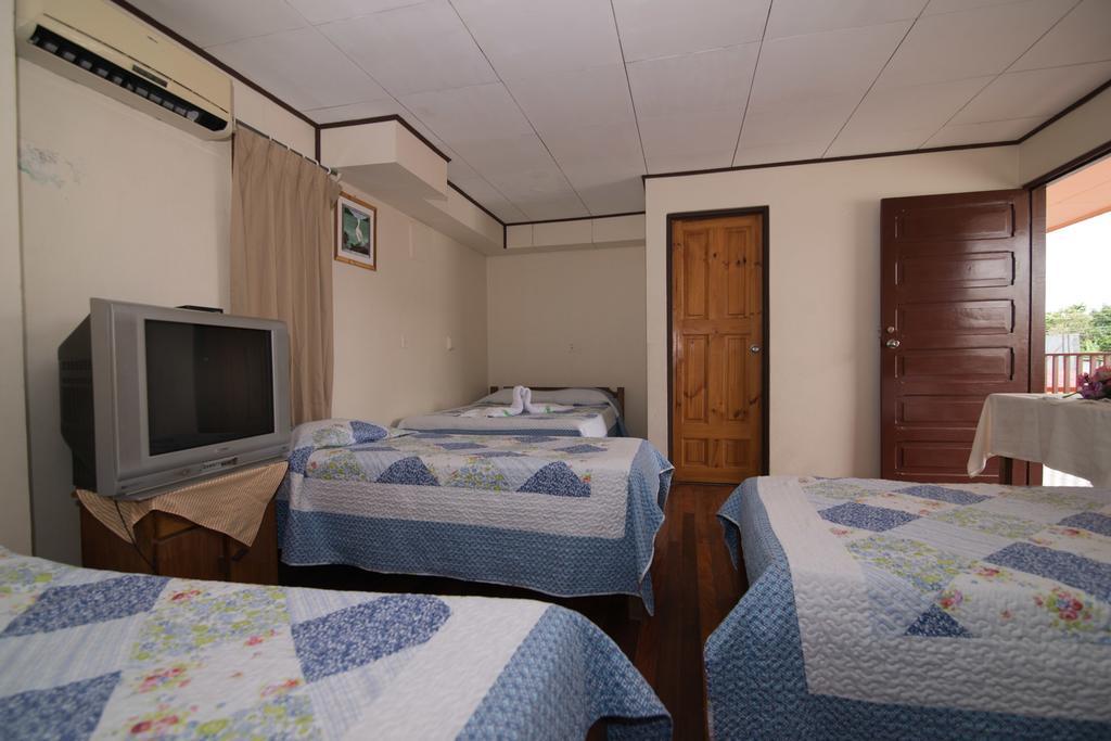 Hotel Sierpe River