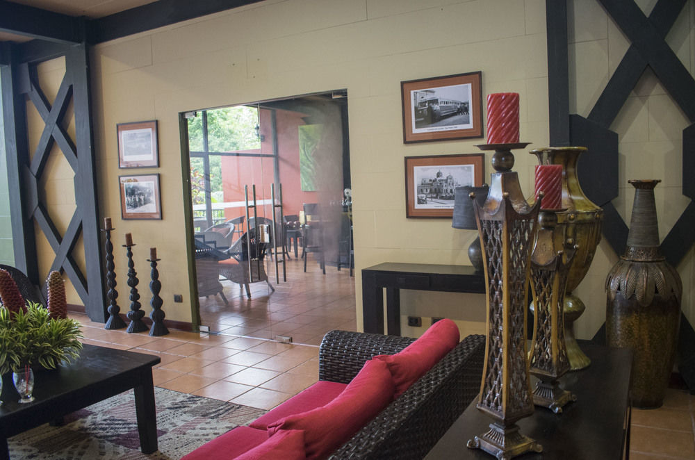 Hotel Arenal Kioro & 5*