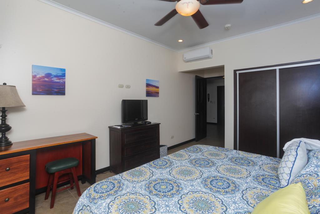 The Palms 703 Apartment *