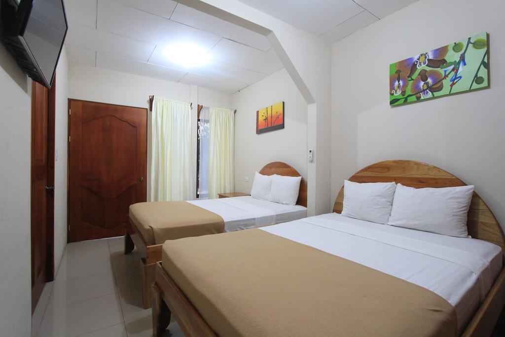 Hostel Backpackers La Fortuna