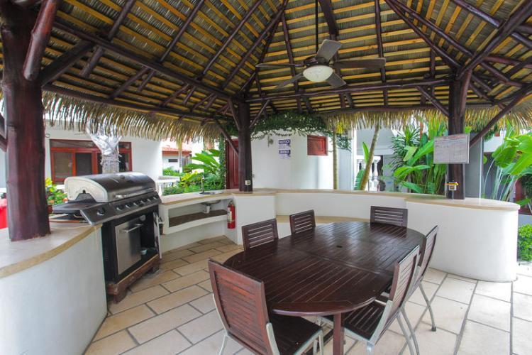 Paloma Blanca 4d Apartment