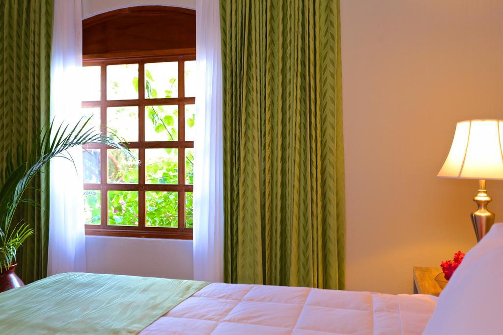 Hotel Del Sueno Playa Hermosa (Guanacaste)