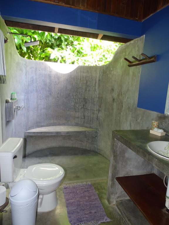 Indigo Yoga Surf Hotel 2*