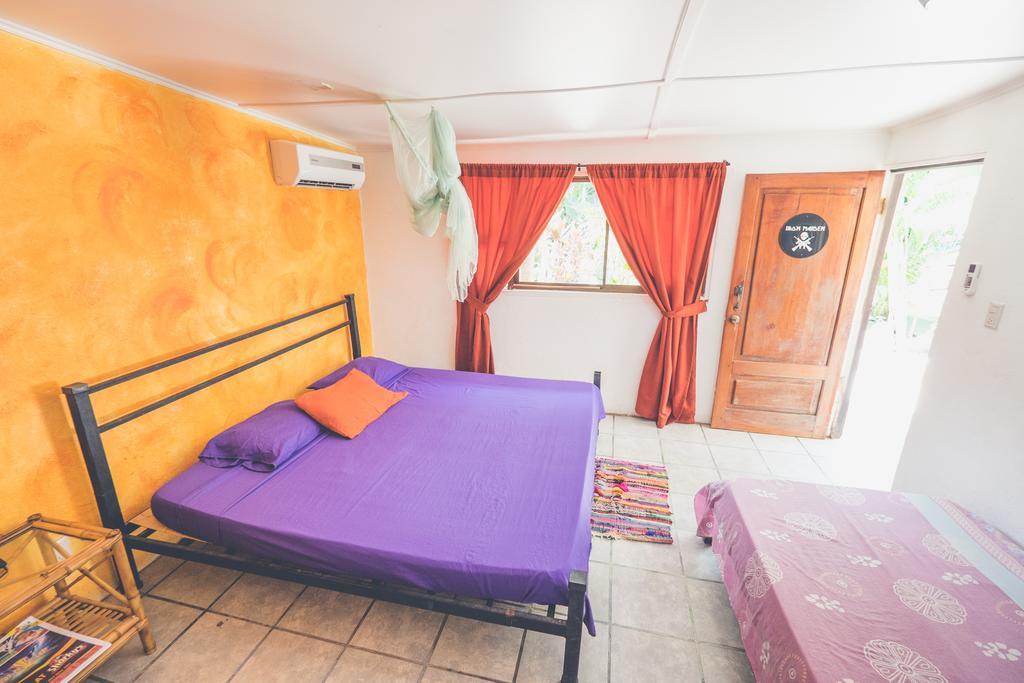 Pura Vida Hostel *