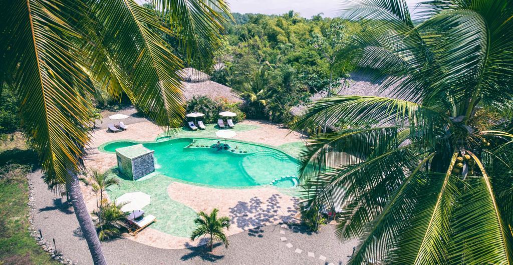 Clandestino Hotel Parrita