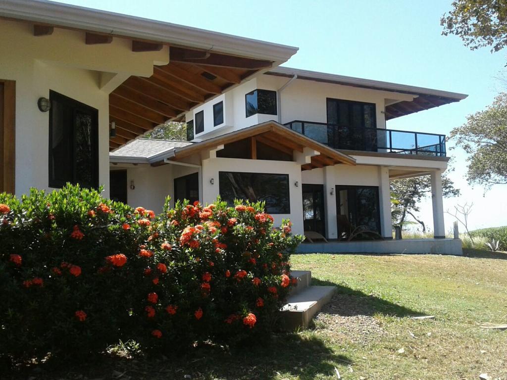 Oceanfront Gem At La Joya De Lagarto * Marbella