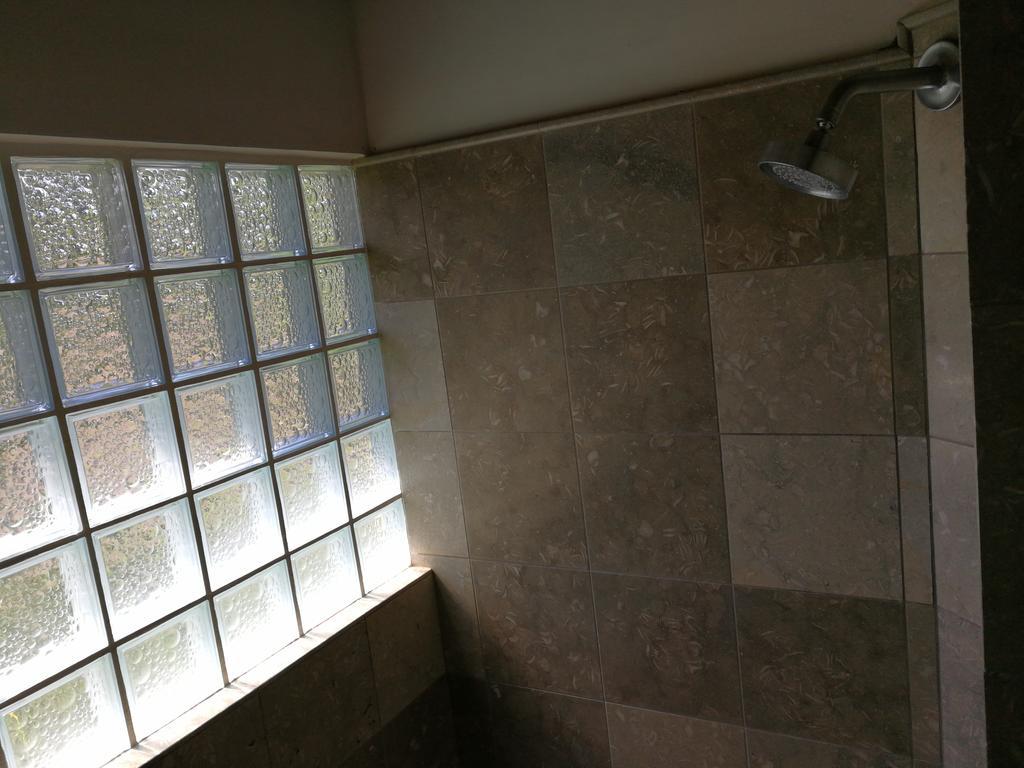 Oceanfront Gem At La Joya De Lagarto Guest house