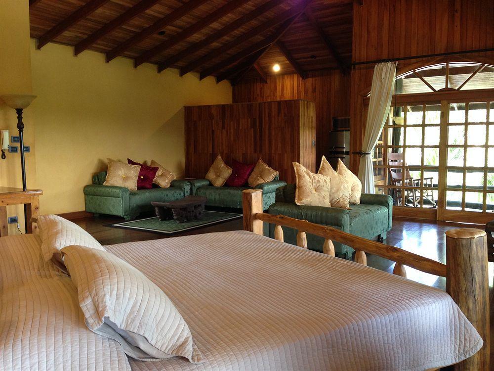 Hotel Mimos 3*