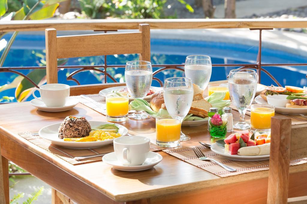Hotel Olas Verdes Hotel 4*