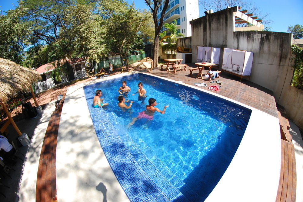 Slumber Party Hotel Tamarindo