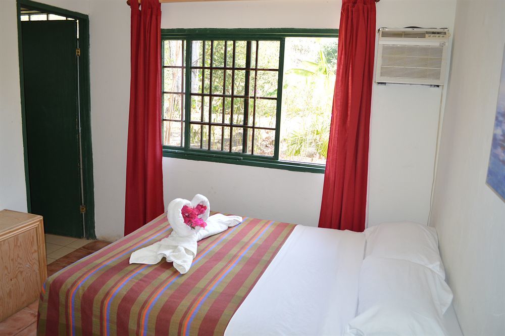 Bed & Breakfast La Puerto Carrillo