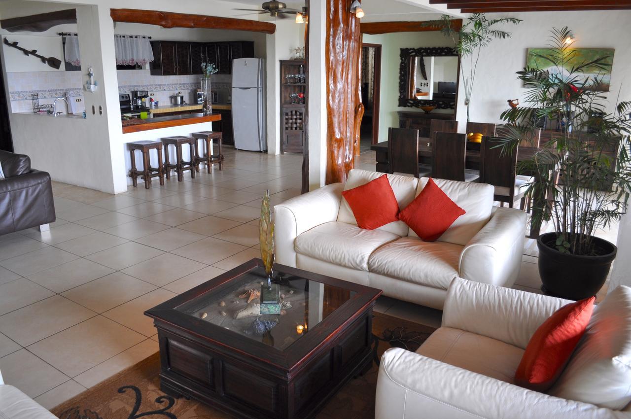 Guest house Pajaro Azul #4 *
