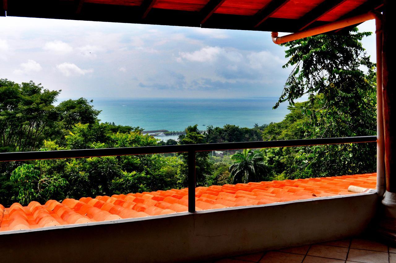 Guest house Pajaro Azul #4 *