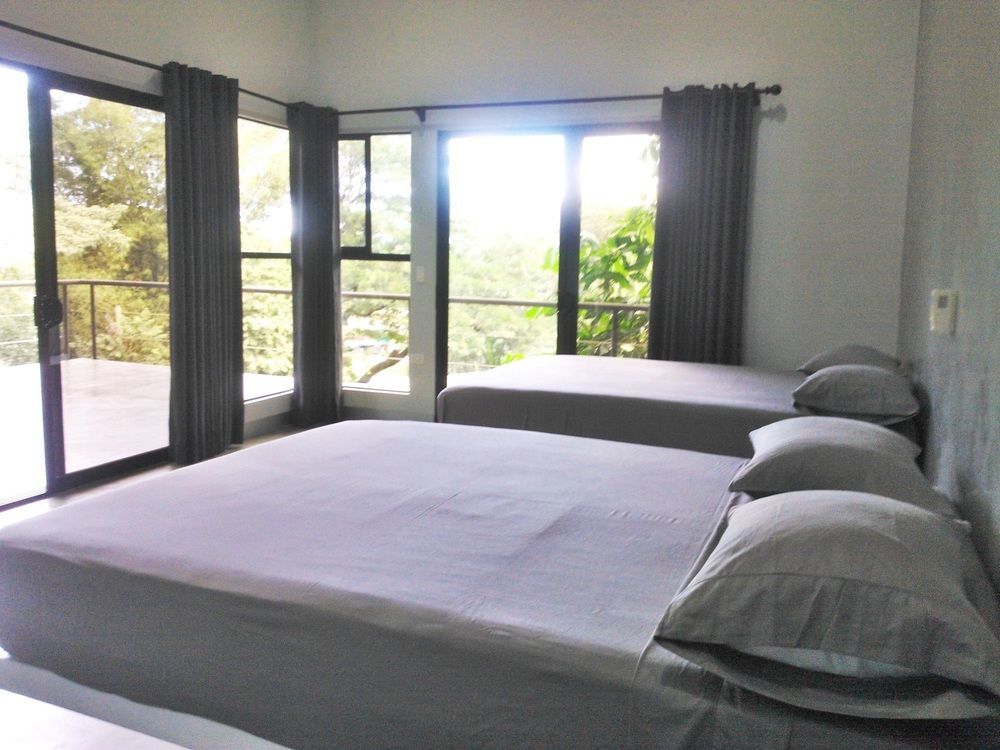 Nahua Hotel 3*