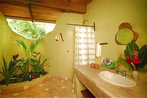 Playa Nicuesa Rainforest Eco Sanctuary Lodge