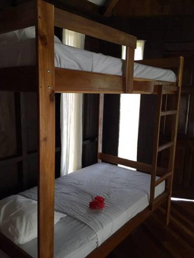 Manuel Antonio Hostel Resort Hostel *