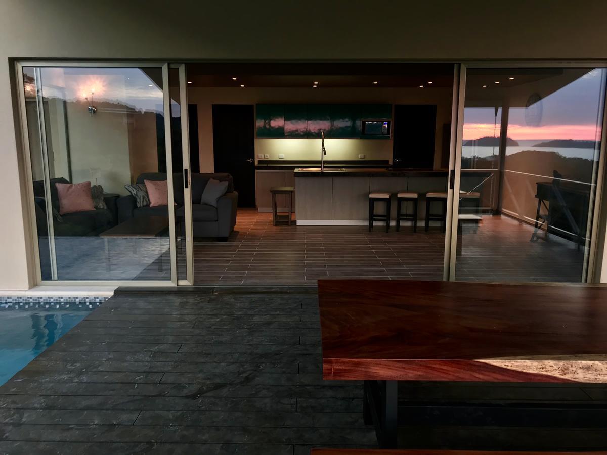 Amazing Ocean View Vista Chocoyas