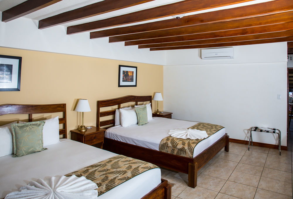 Laguna & Club Hotel Jaco