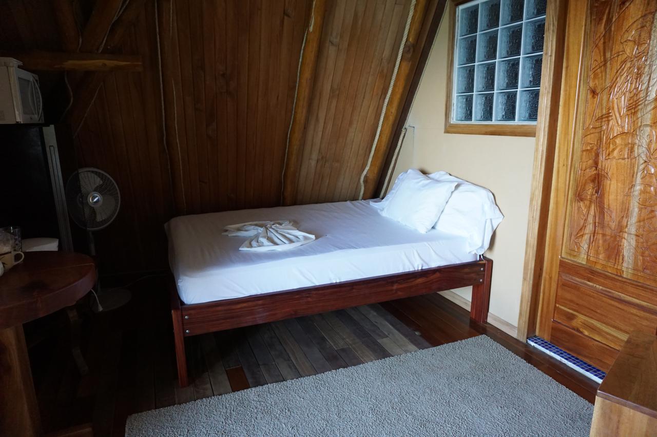 Cabinas Jimenez Hotel *