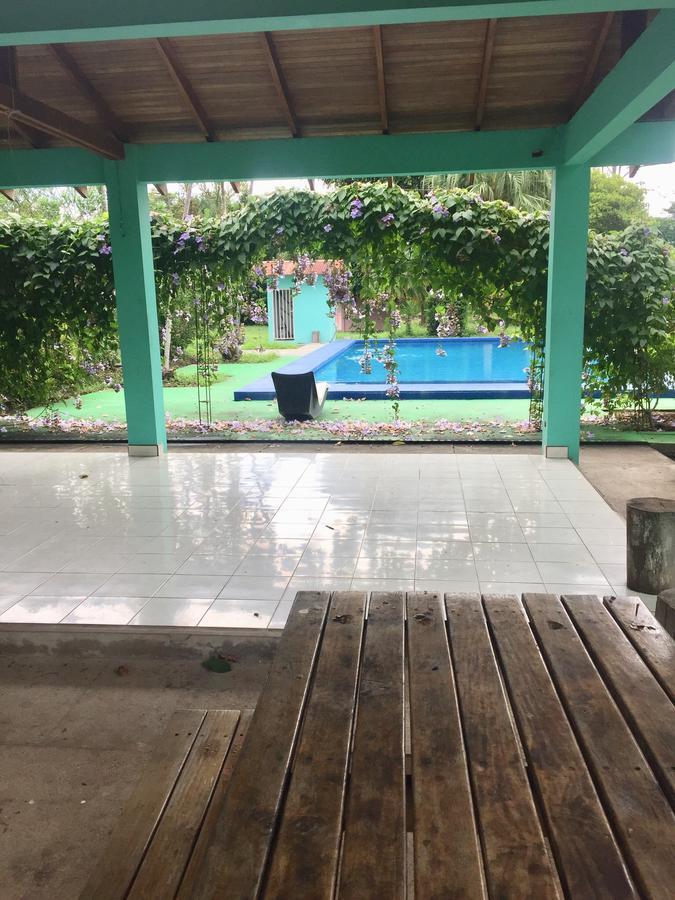 Cabinas Mi Mama Holiday park *
