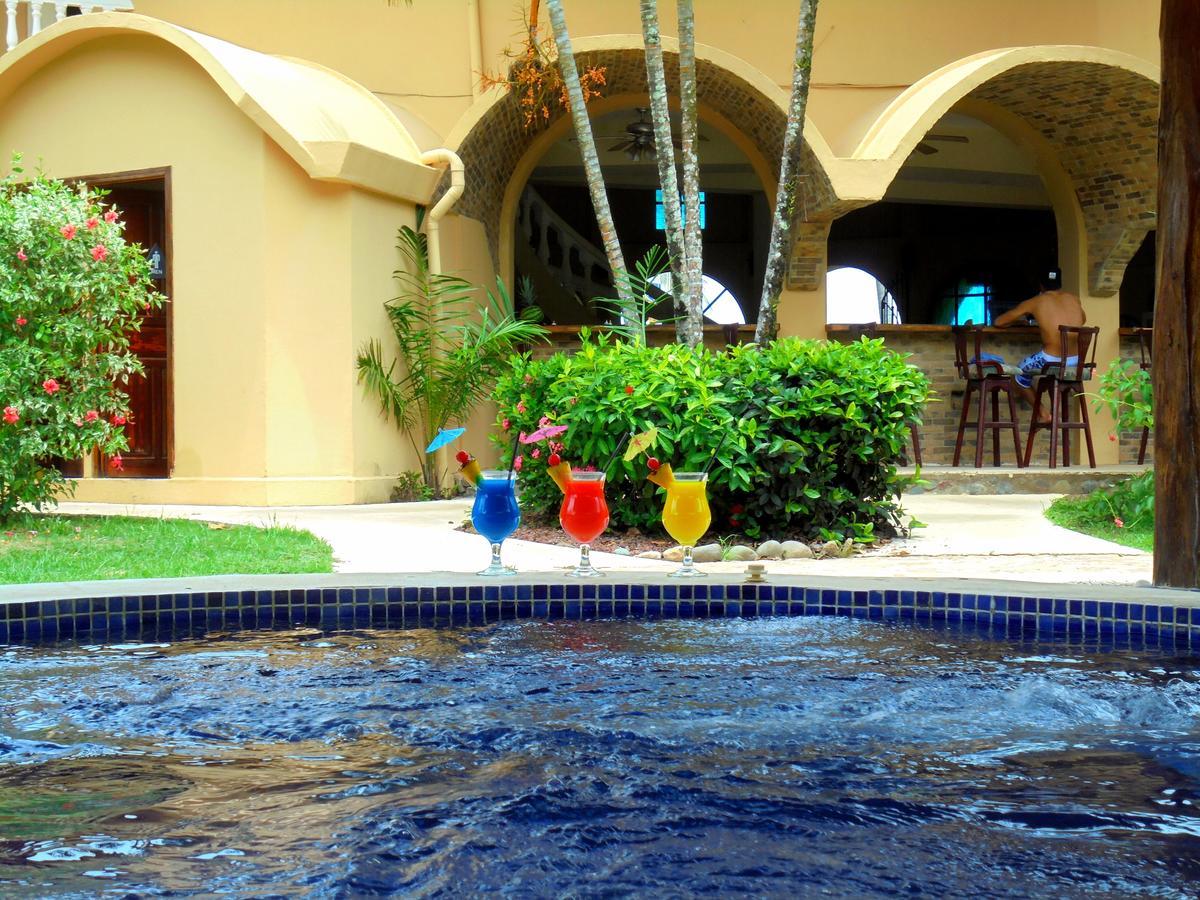 Hotel Delfin Playa Bejuco Esterillos Este