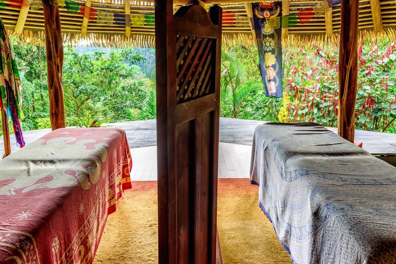 Luna Lodge