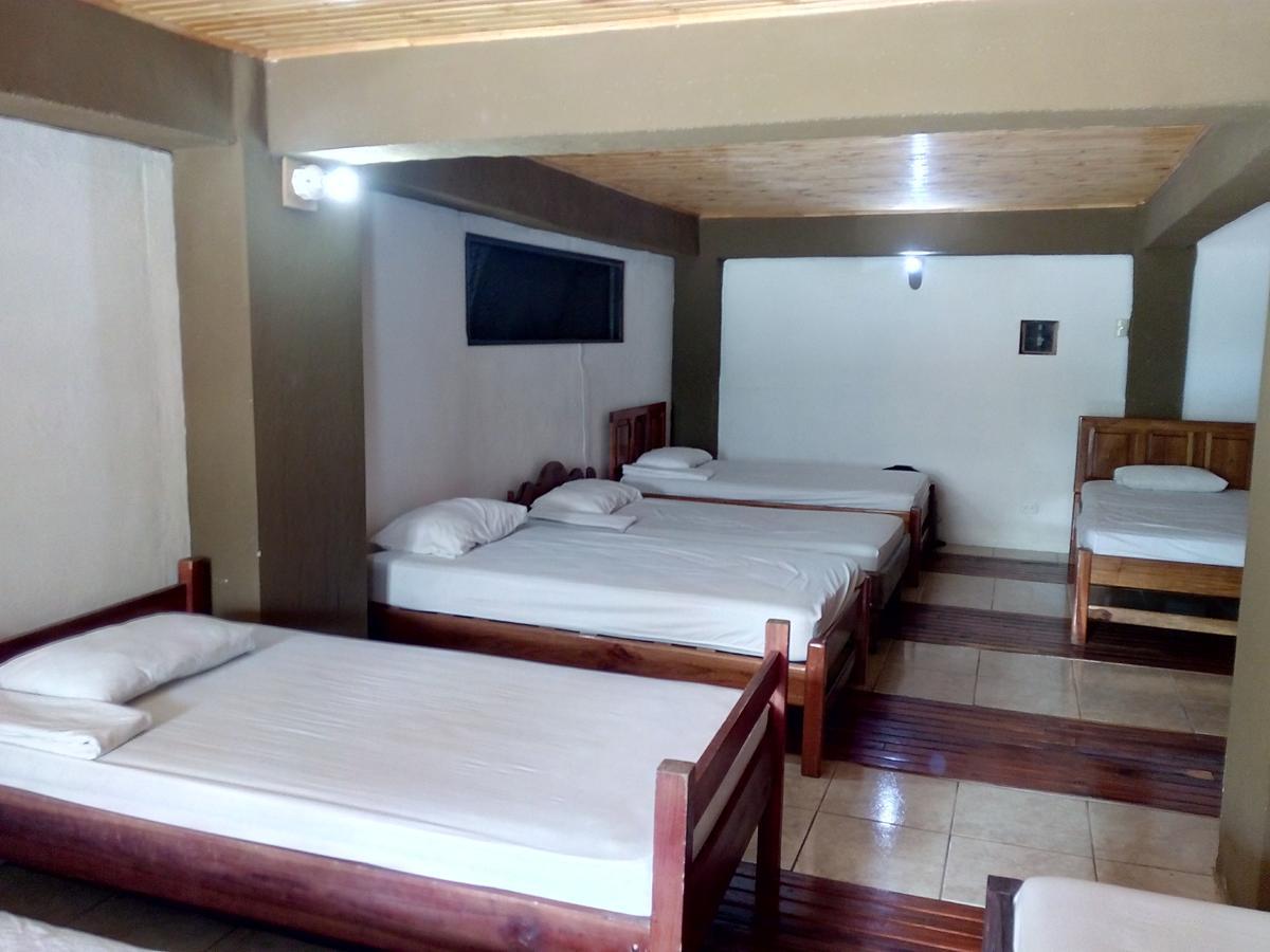 Manuel Antonio Hostel Resort Hostel