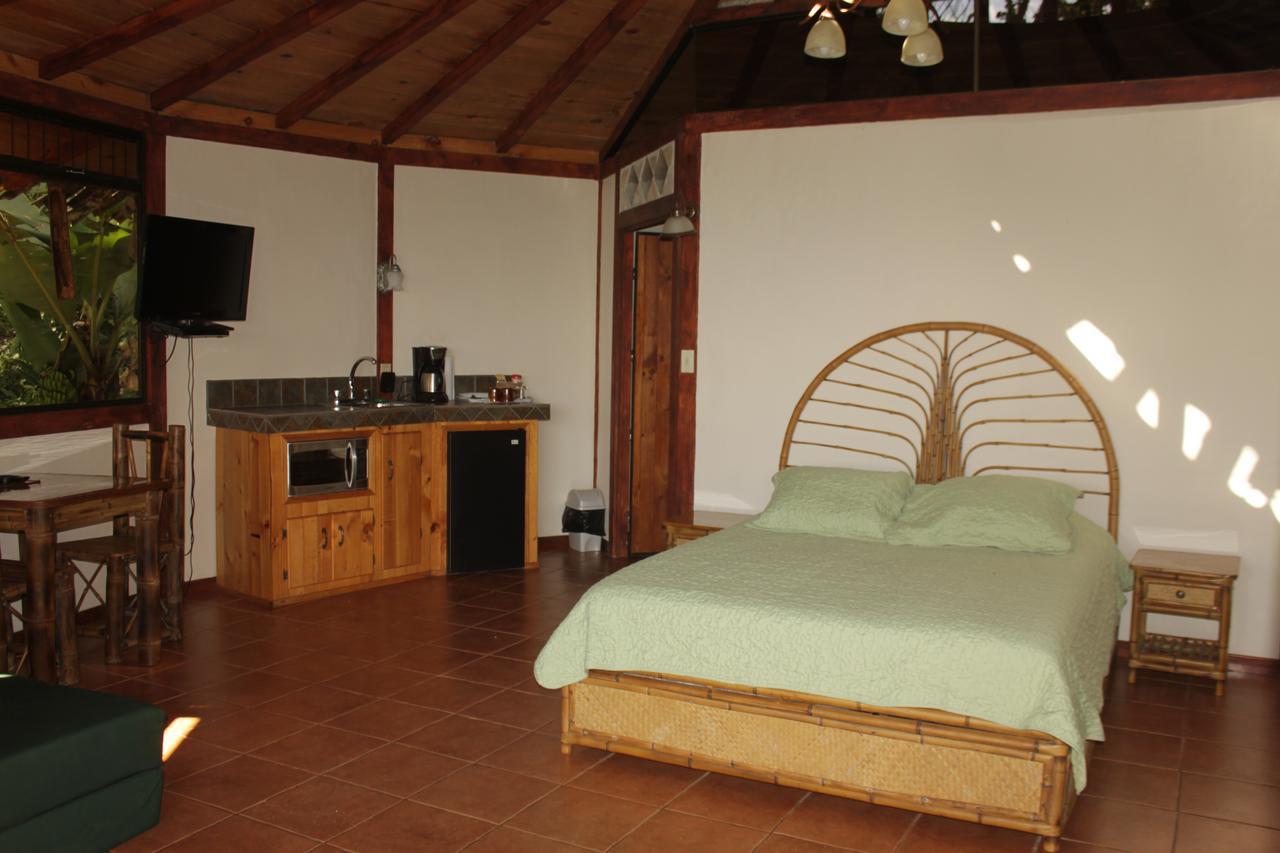 Cascata Del Bosco Cabinas Hotel
