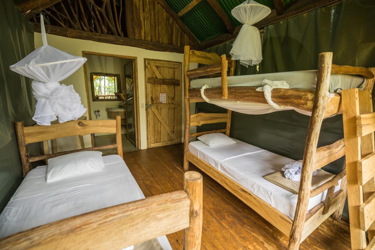 La Tigra Rainforest Lodge *