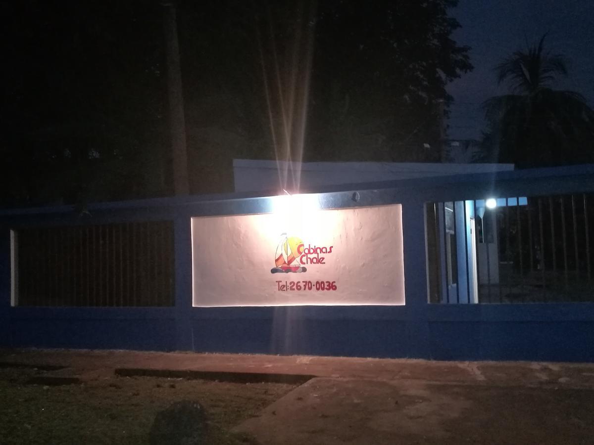 Cabinas Chale Hotel *