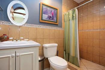 Chantel Suites Coco
