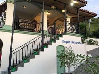 Chantel Suites *