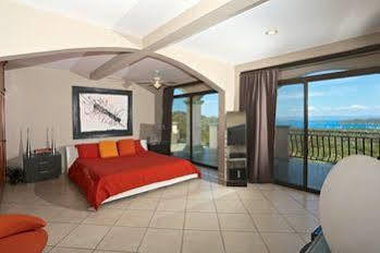 Holiday home Chantel Suites