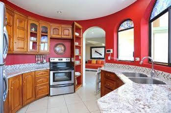 Holiday home Chantel Suites *