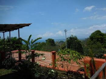 Casa Paz De Paraiso 2*