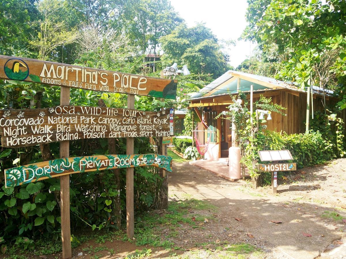Martinas Place *