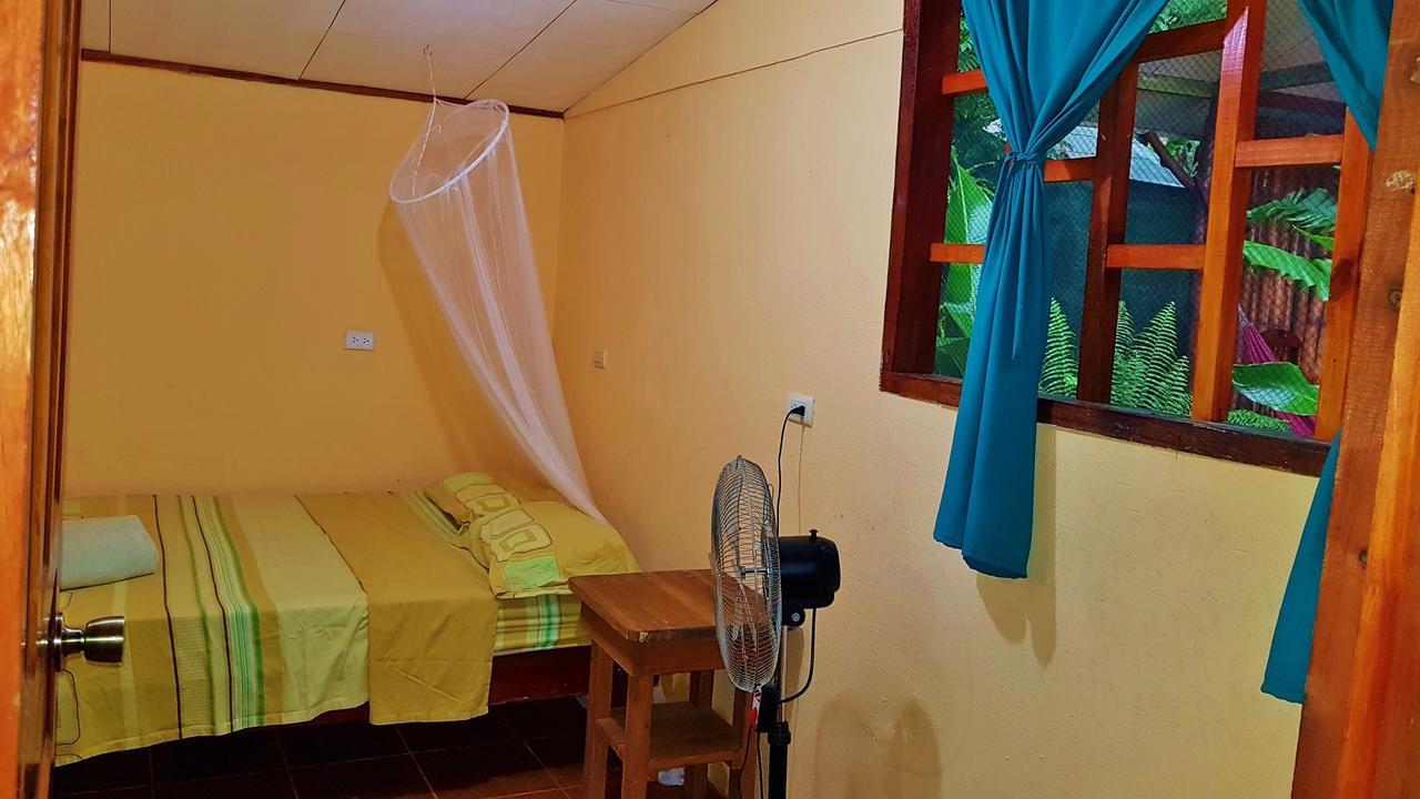 Hostel Martinas Place *