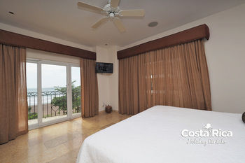 Acqua Residences 3*