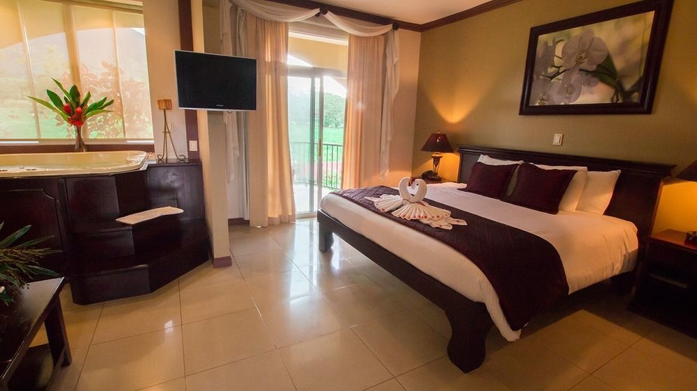 Hotel Magic Mountain 4*