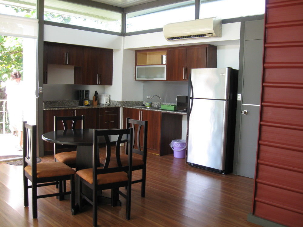 Hermosa Lofts 3* Jaco