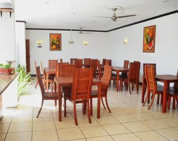 Hotel Rincon Del Llano 3*