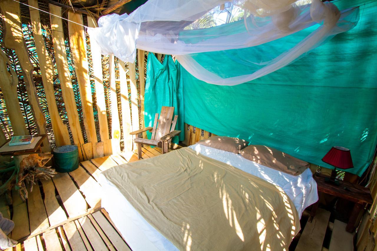 Campsite Miguel Surf Camp *