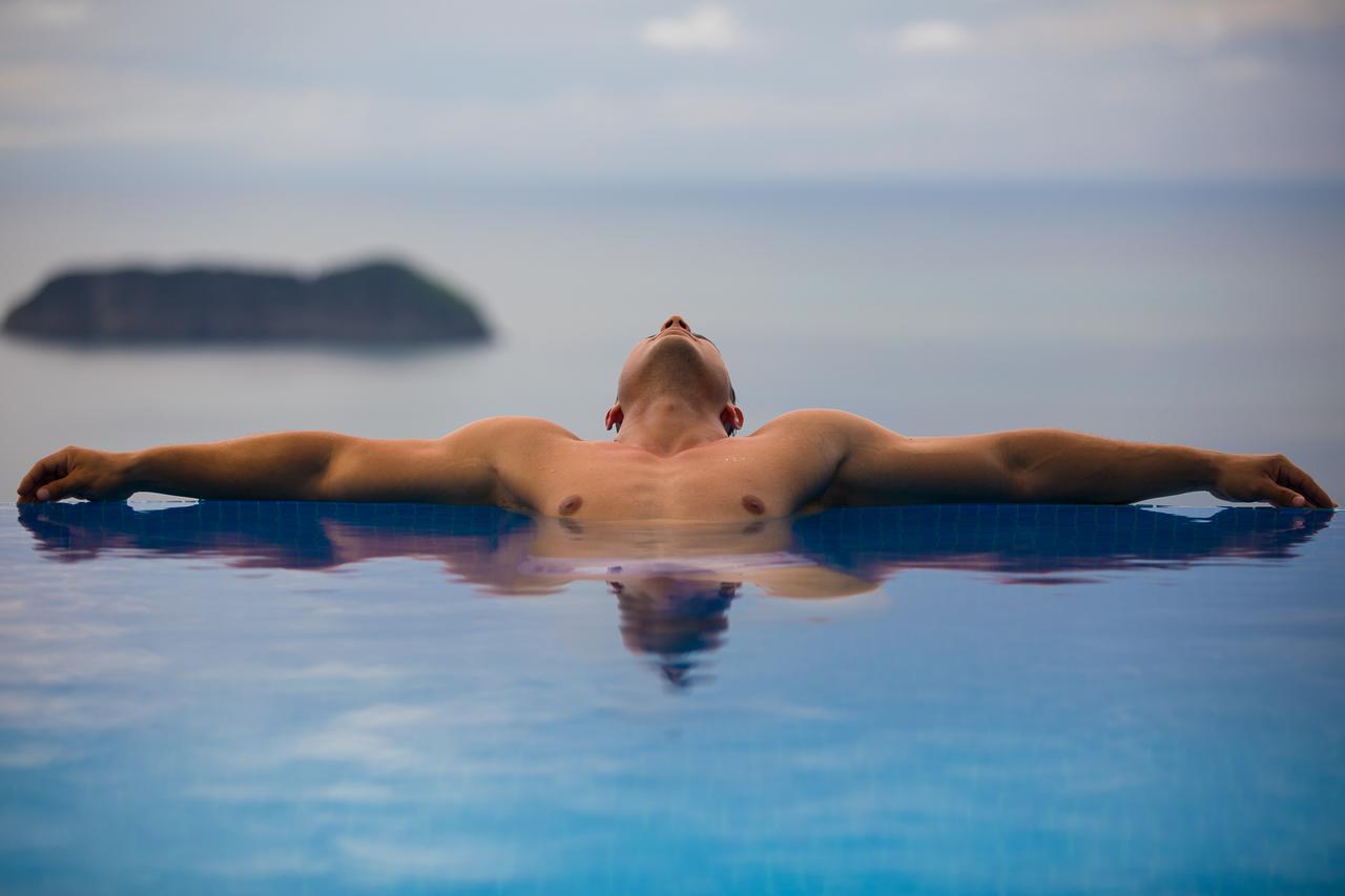 Gay Roca Manuel Antonio