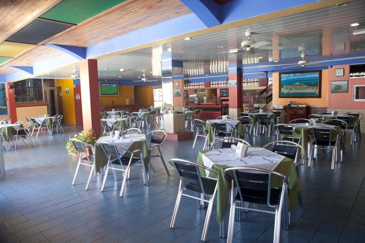 Hotel Yadran 4*