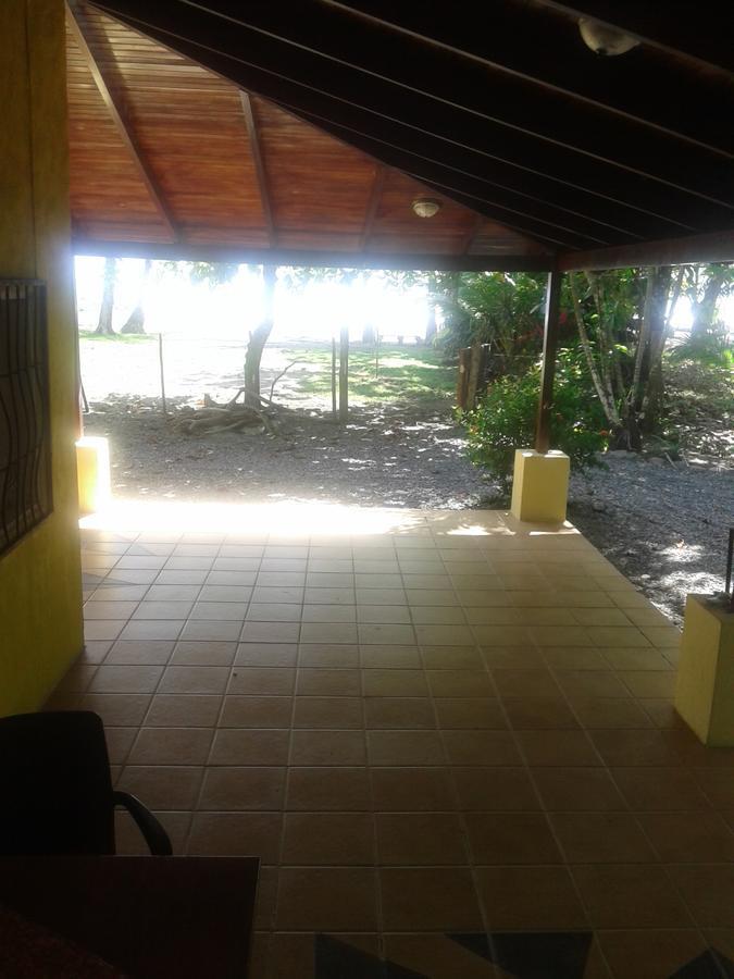 Dos Palmas Beach Front Bed & Breakfast *