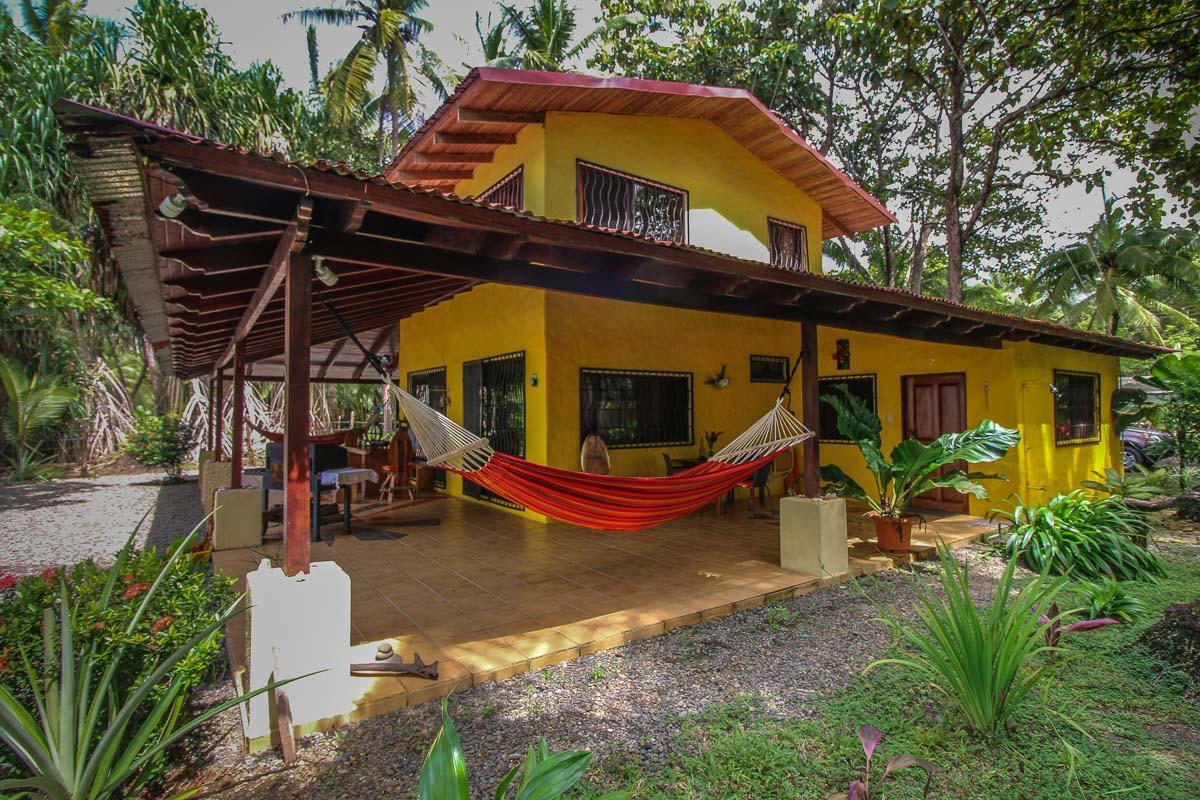 Bed & Breakfast Dos Palmas Beach Front *